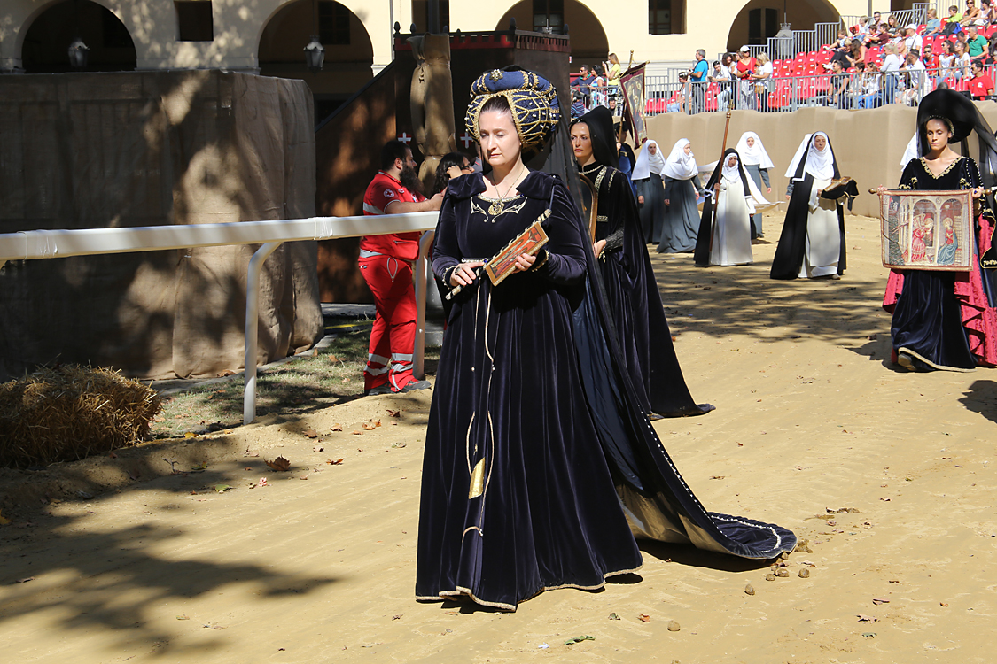 -470- CorteoStorico.jpg